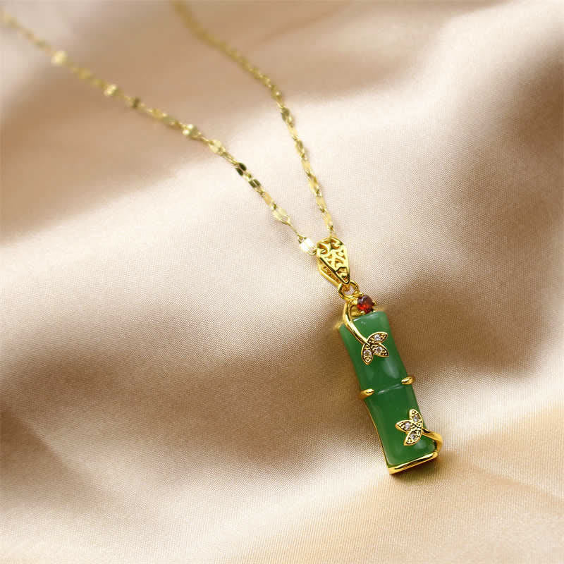 Collier Porte-Bonheur en Jade — Chance Inattendue & Prospérité