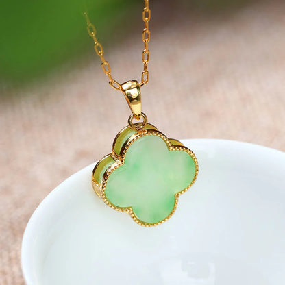 Collier Trèfle en Jade — Chance, Prospérité & Abondance